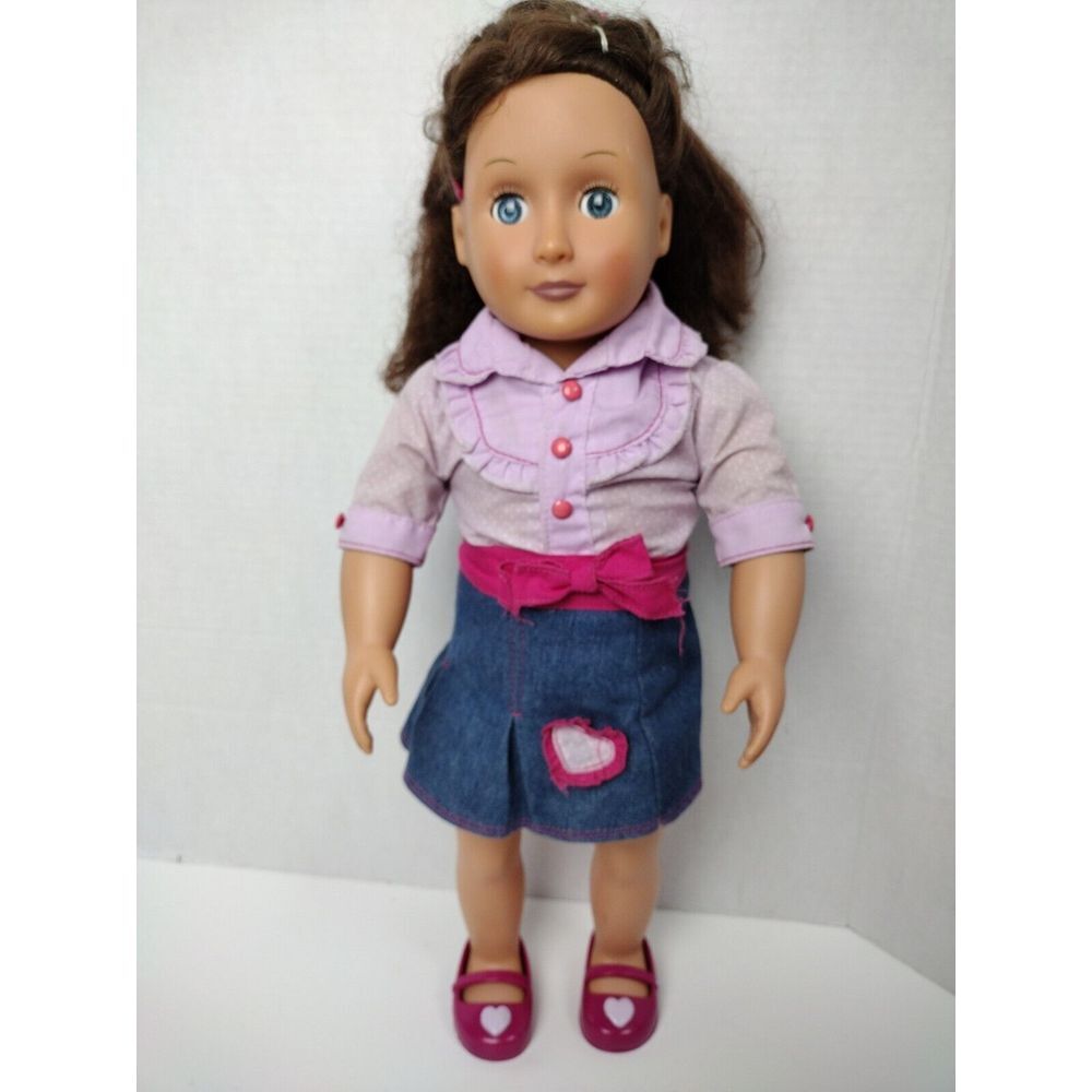 OUR GENERATION DOLL LEXIE? 18 IN.  ORIGINAL CLOTHES W/ AVON DOLL CARRIER EUC